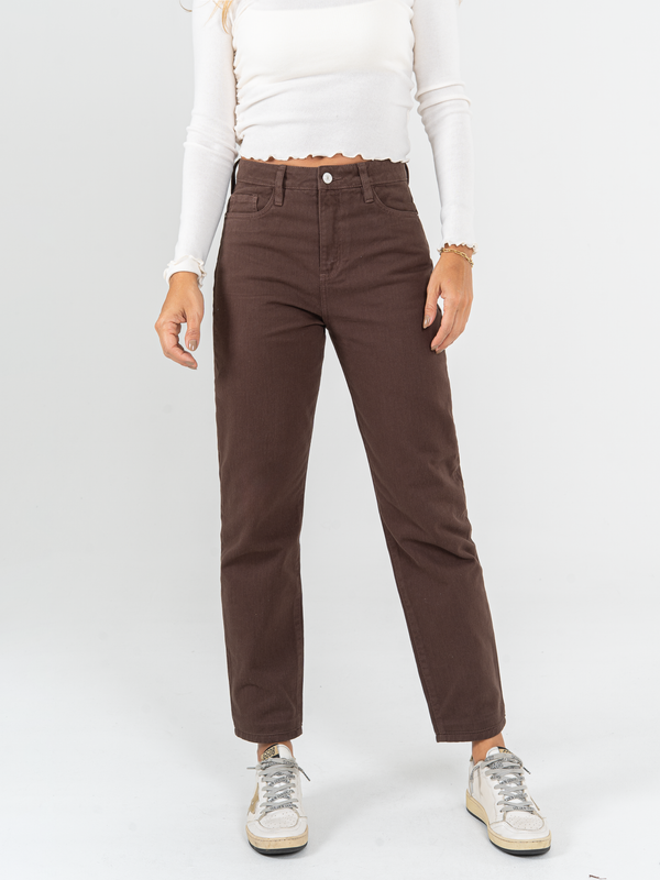 Ref: 0620181 Pantalón mom fit, rígido, tiro alto, tono cafe
