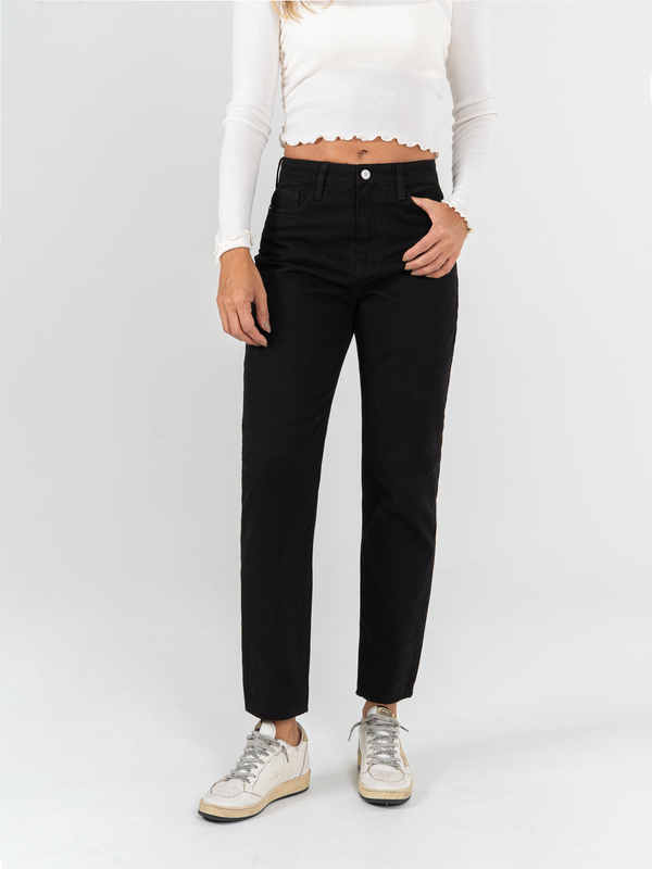 Ref: 0620200 Pantalón mom fit stretch, tiro alto, tono negro.
