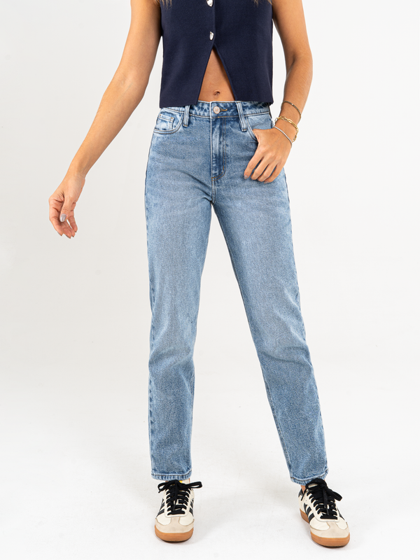 Ref: 065488 Jean Mom fit stretch, tiro alto, tono azul medio