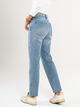 Ref: 065545 Jean Mom fit, slim cropped, rígido, tiro alto, tono azul medio