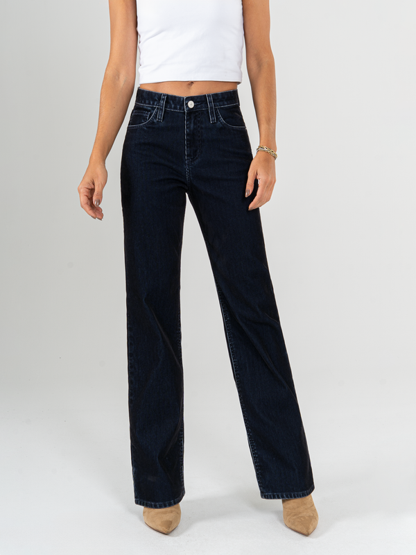 Ref: 065642 Jean straight leg, confort, denim acabado terciopelo, tono azul, tiro alto
