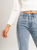 Ref: 065655 Jean Mom fit, slim cropped, rígido, tiro alto, tono azul medio claro