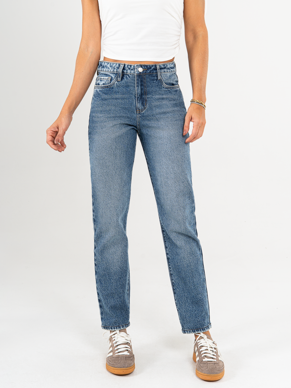 Ref: 065680 Jean Mom fit, rígido, tiro alto, tono azul medio