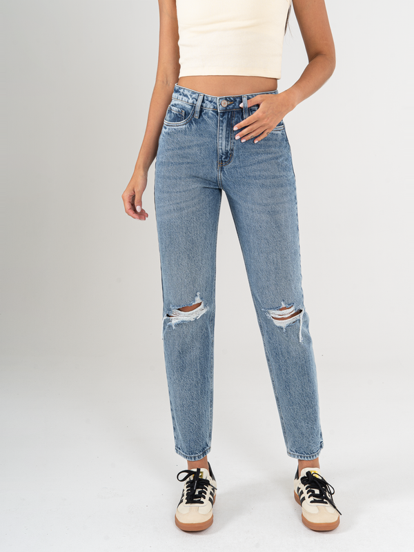 Ref: 065780 Jean Mom fit, rígido, tiro alto, tono azul medio con rotos
