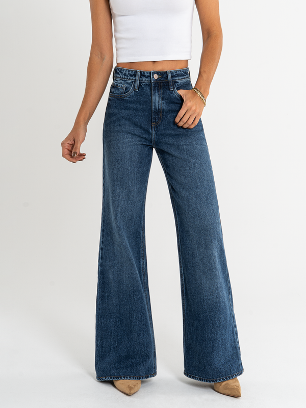 Ref: 065830 Jean Mom Flare, rígido, tiro alto, tono azul oscuro
