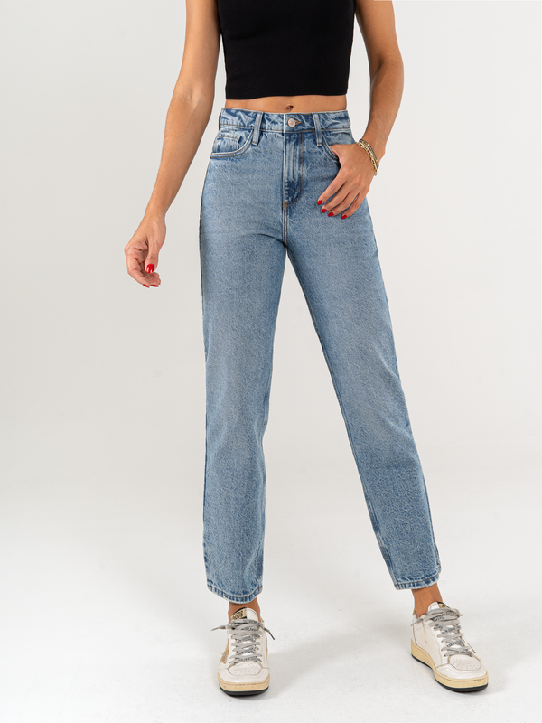 Ref: 065854 Jean Mom fit, rígido, tiro alto, tono azul medio claro