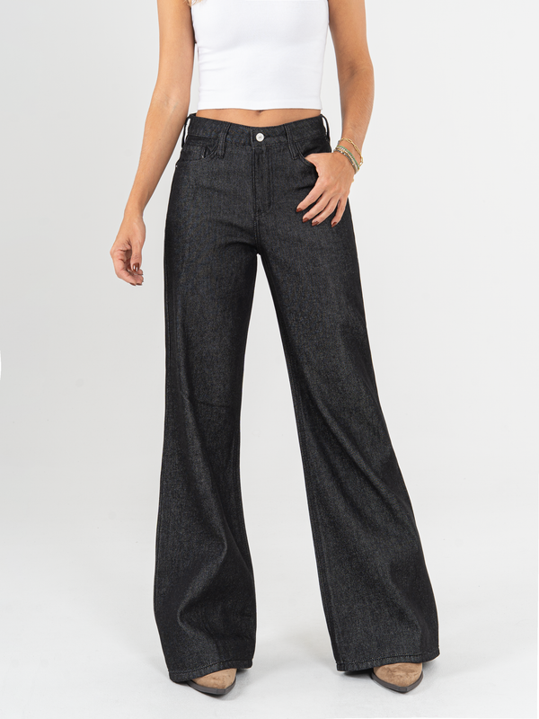 Ref: 066018 Jean mom flare, rígido, tiro alto, tono gris oscuro