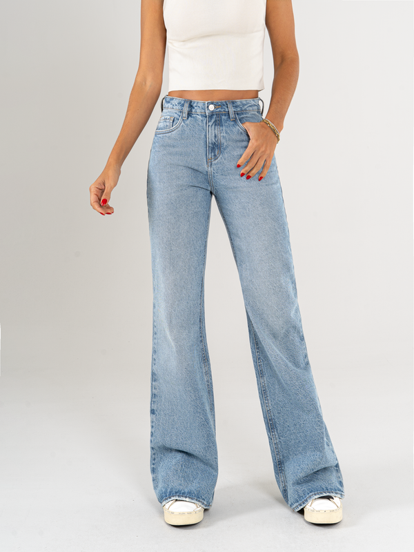 Ref: 066095 Jean mom Flare, rígido, tiro alto, tono azul medio