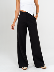 LOLA JEANS