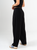 Ref: 069595 Pantalón barrel, tejido plano liviano, tiro medio, con prenses, tono negro