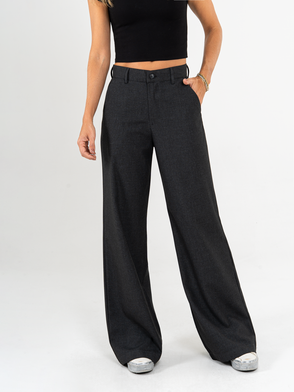 Ref: 069599 Pantalón palazzo, tejido plano liviano, tiro alto, tono gris oscuro