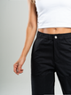 Ref: 069659 Pantalón cargo, straight leg, con cortes, pretina con resorte, tejido plano liviano,  tiro alto, tono negro