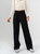 Ref: 069676 Pantalón cargo, dril liviano, rígido, tiro alto, bolsillos laterales, tono negro