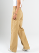 Ref: 069681 Pantalón straight leg, sin prense, con corte, pretina resortada, tejido plano liviano, tono caqui