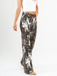 Ref: 069721 Pantalón straight leg, rígido, tiro alto, estampado, tono mocca
