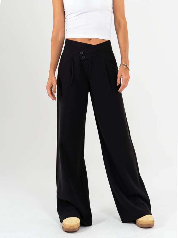 Ref: 069949 Pantalón palazzo, prenses, tono negro, tejido plano liviano, tiro alto, detalle en pretina