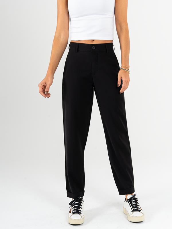 Ref: 069952 Pantalón slouchy, sin prense, tejido plano liviano, tiro alto, tono negro