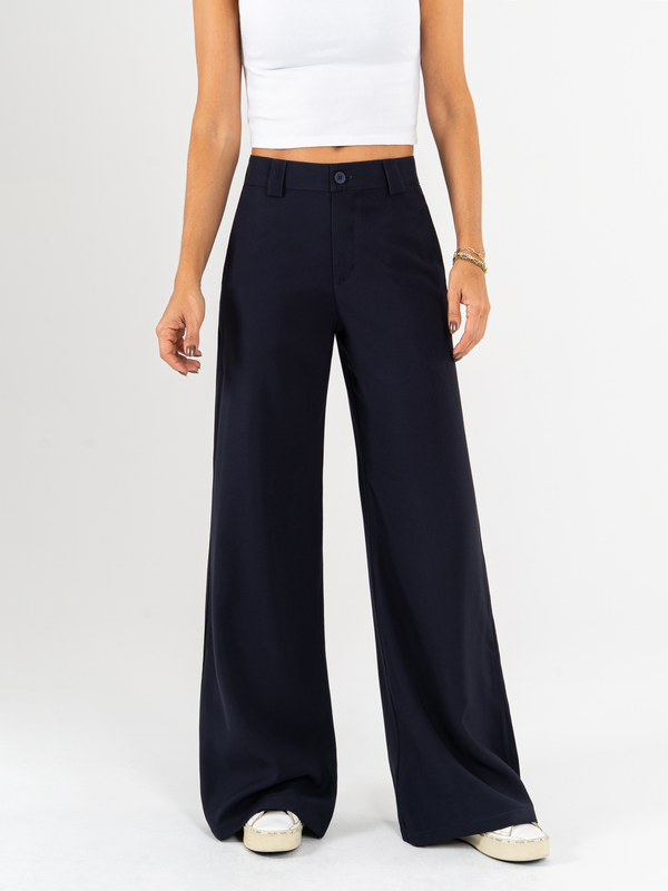 Ref: 069960 Pantalón palazzo, sin prenses, tono azul oscuro, tejido plano liviano, tiro alto