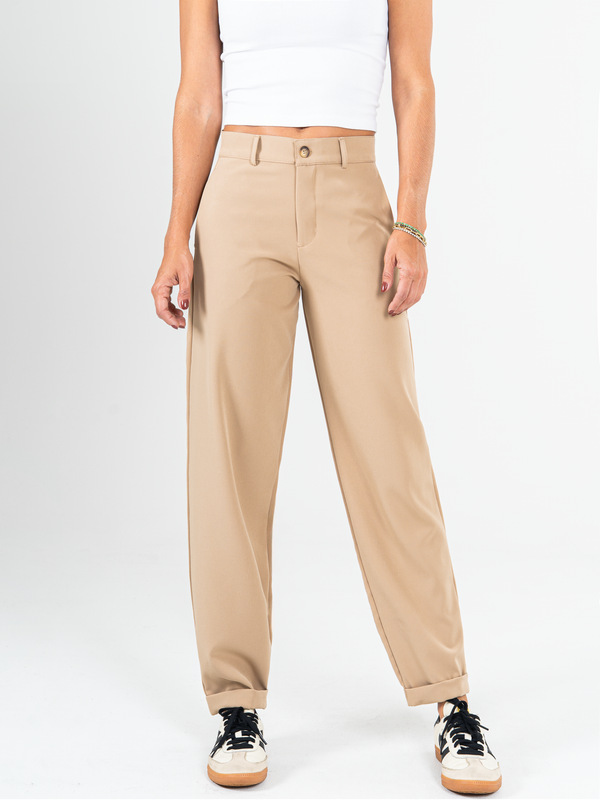 Ref: 069962 Pantalón slouchy, sin prense, tejido plano liviano, stretch, tiro alto, tono caqui.