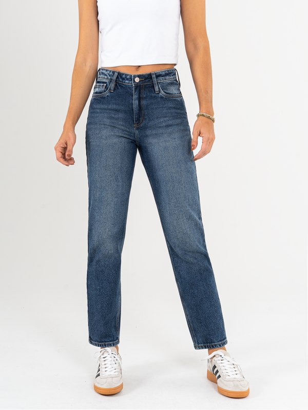 Ref: 065942 Jean Mom fit, stretch, tiro alto, tono azul oscuro
