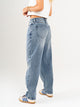Ref: 065553 Jean barrel, rígido, tiro medio,  diseño cinco bolsillos, tono azul medio