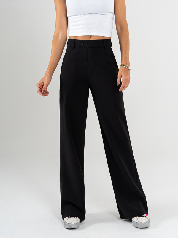 Ref: 069826 Pantalón mom flare, sin prenses, tejido plano liviano, tiro alto, detalle en pretina, tono negro