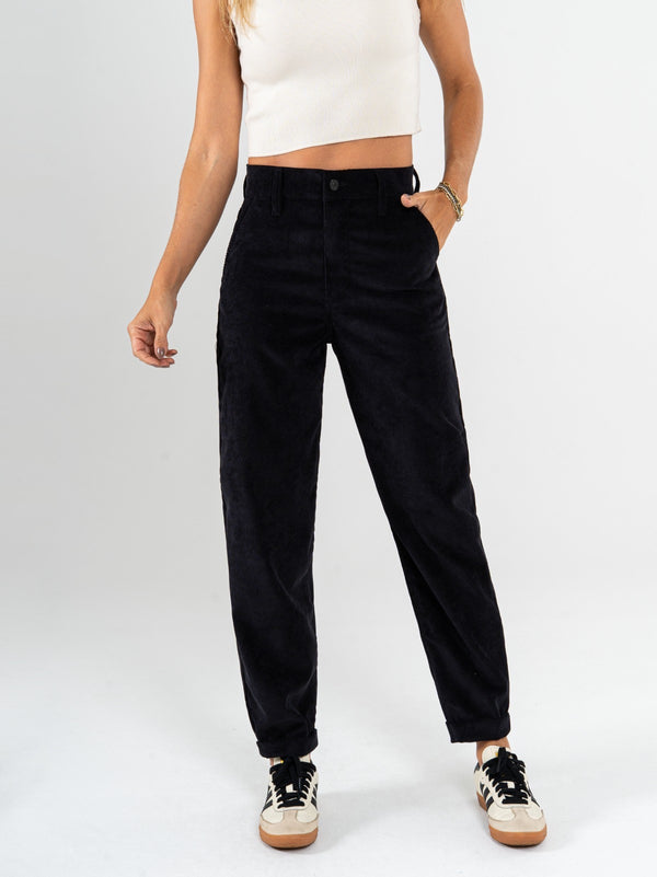 Ref: 069701 Pantalón slouchy, corduroy, rigido, tiro alto, tono negro