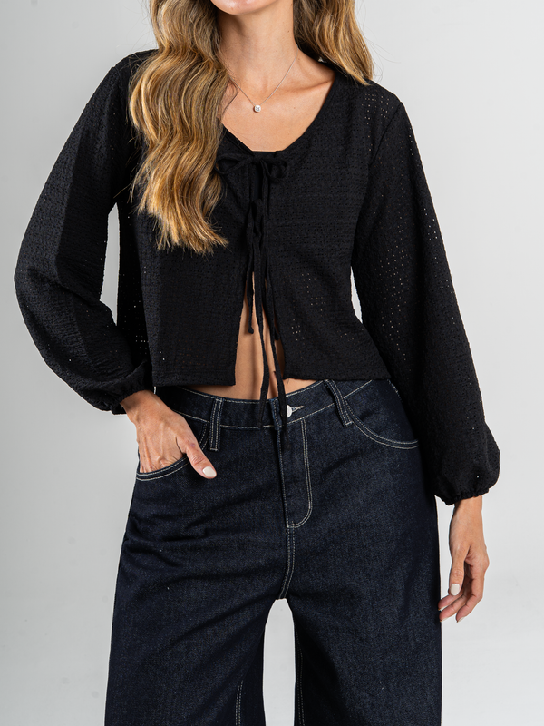 Ref: 0610504 Top manga larga, stretch, amarre delantero, tono negro