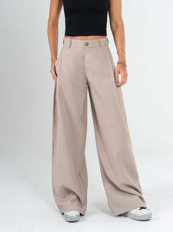 Ref: 0620122 Pantalón wide leg, tejido plano liviano, tiro alto , con prenses, tono cafe claro