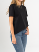 Ref: 0610368 T-shirt asimétrica, fondo entero, cuello en rib, tono negro