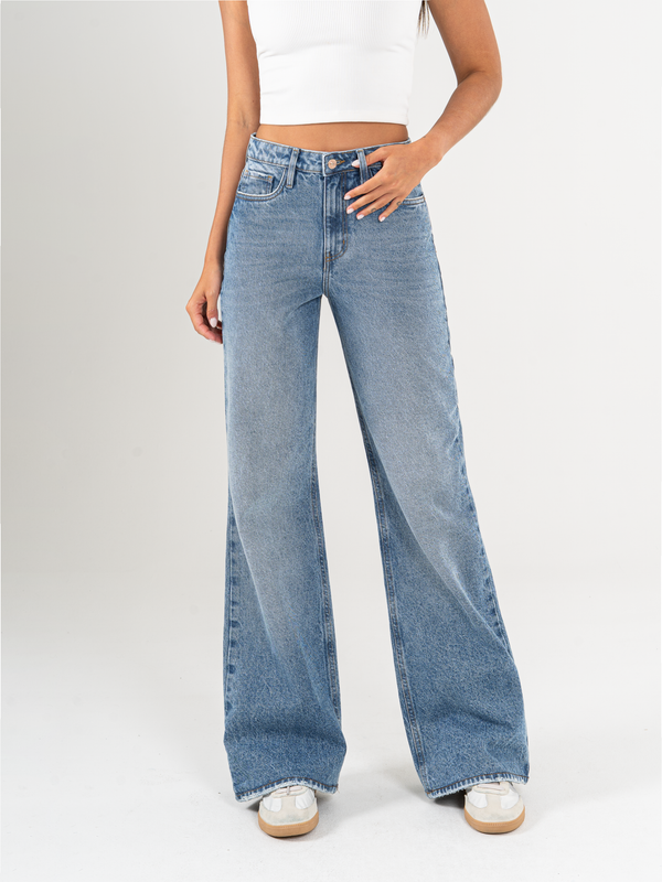 Ref: 065768 Jean mom Flare, rígido, tiro alto, tono azul medio oscuro