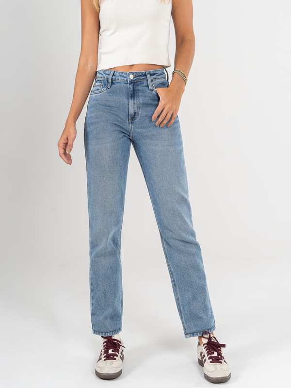 Ref: 066068 Jean Mom fit, slim cropped, stretch, tiro alto, tono azul medio